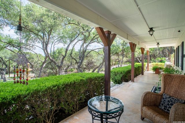 1558 Trail Ridge Dr, Canyon Lake, TX 78133