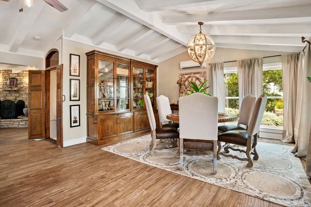1558 Trail Ridge Dr, Canyon Lake, TX 78133