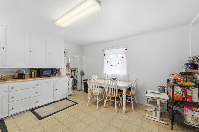 237 Church Ave, Oakdale, CA 95361