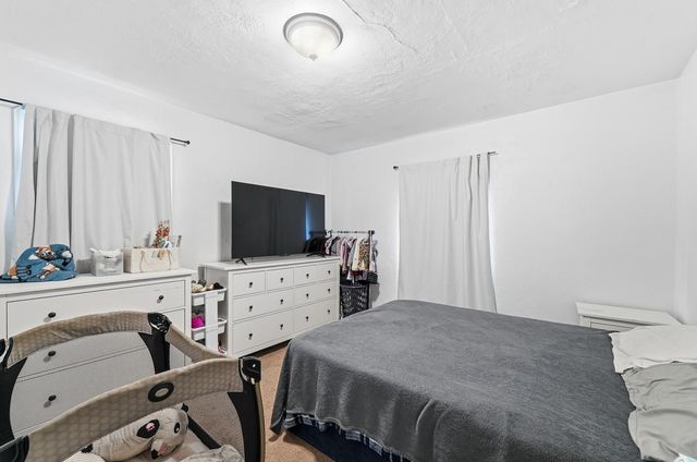 237 Church Ave, Oakdale, CA 95361