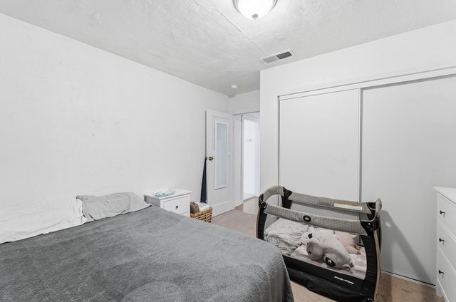 237 Church Ave, Oakdale, CA 95361