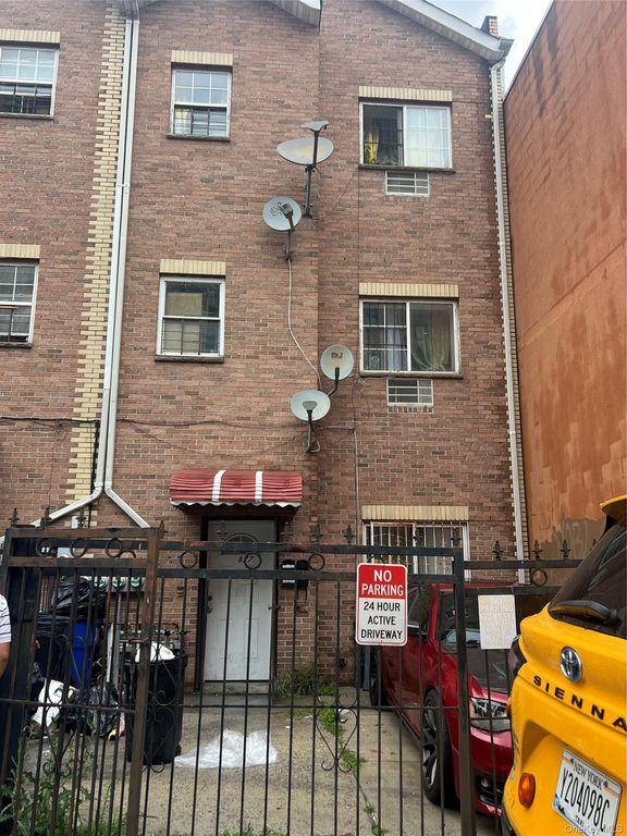 877 Elsmere Place, Bronx, NY 10460 — photo 2