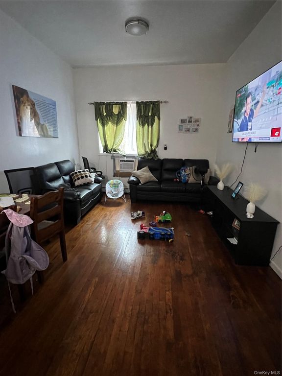 877 Elsmere Place, Bronx, NY 10460 — photo 3