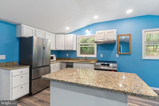 236 LAUREL DR, Madison, VA 22727