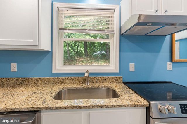 236 LAUREL DR, Madison, VA 22727