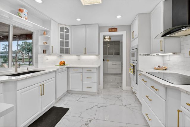 2378 Deer Creek Lob Lolly Lane, Deerfield Beach, FL 33442