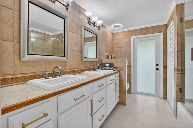 2378 Deer Creek Lob Lolly Lane, Deerfield Beach, FL 33442