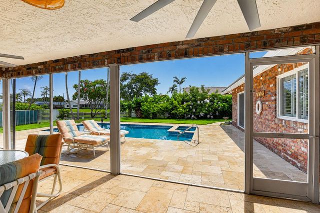 2378 Deer Creek Lob Lolly Lane, Deerfield Beach, FL 33442