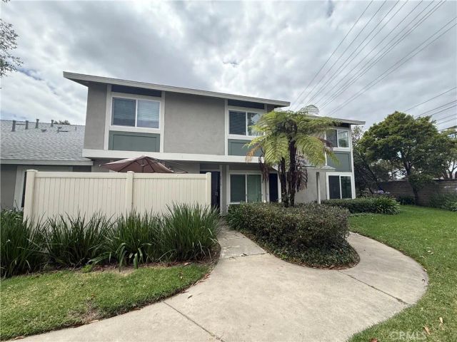 2713 W Northwood, Santa Ana, CA 92704