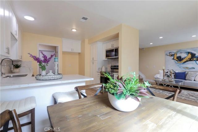 2713 W Northwood, Santa Ana, CA 92704
