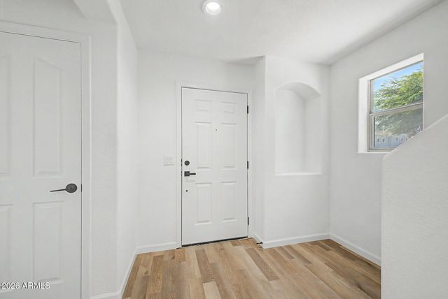 6452 W RUTH Avenue, Glendale, AZ 85302