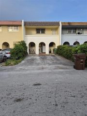 6945 W 2nd Way, Hialeah, FL 33014