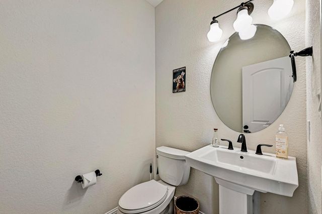 312 FIRST DOWN DASH, Burnet, TX 78611