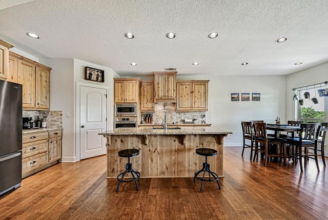 312 FIRST DOWN DASH, Burnet, TX 78611