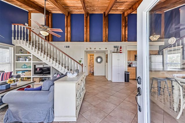 12600 W Ventura Drive, Galveston, TX 77554