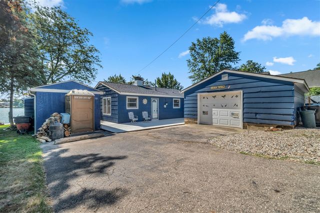 181 Dons Drive, Quincy, MI 49082