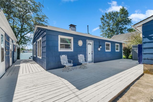 181 Dons Drive, Quincy, MI 49082