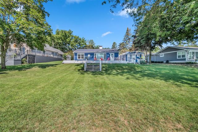 181 Dons Drive, Quincy, MI 49082