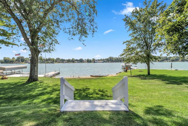 181 Dons Drive, Quincy, MI 49082