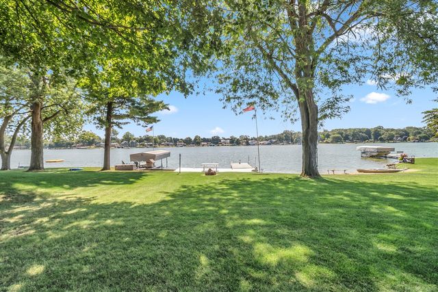 181 Dons Drive, Quincy, MI 49082