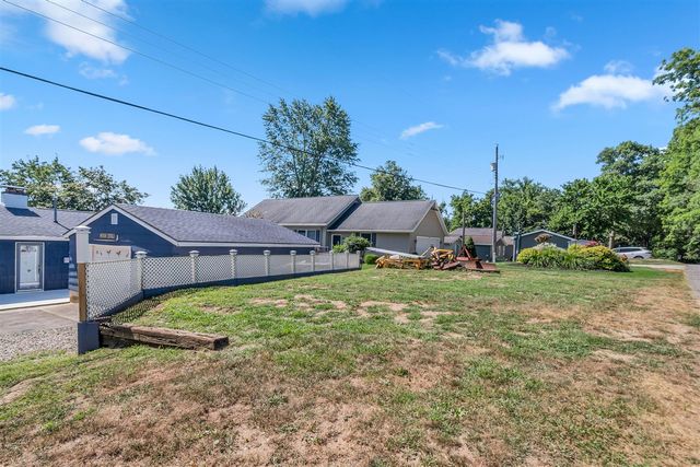 181 Dons Drive, Quincy, MI 49082