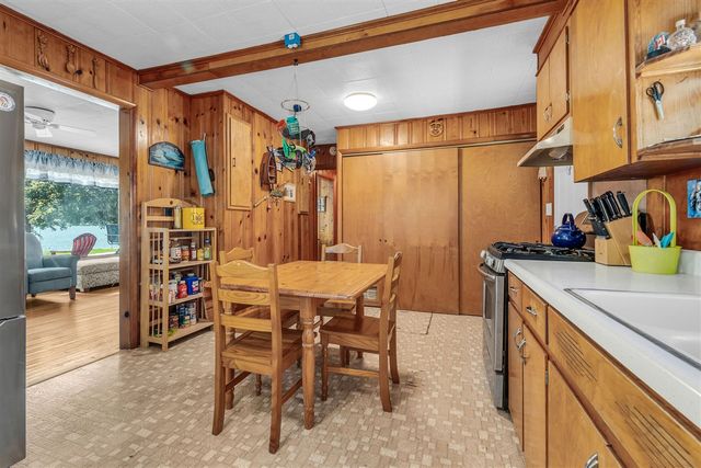 181 Dons Drive, Quincy, MI 49082