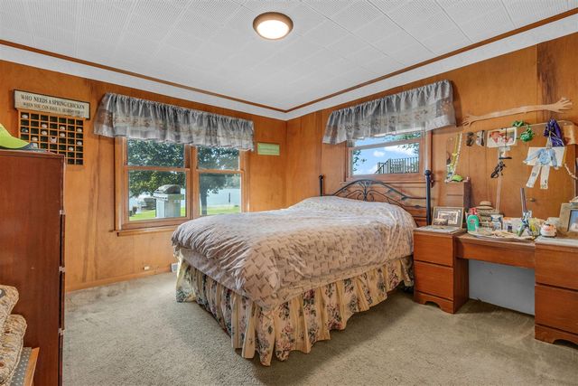 181 Dons Drive, Quincy, MI 49082