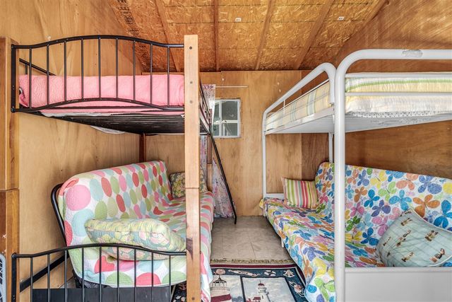 181 Dons Drive, Quincy, MI 49082