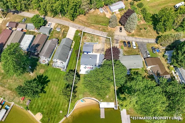 181 Dons Drive, Quincy, MI 49082