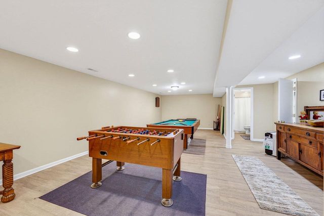 1247 N Breezeland ROAD, Summit, WI 53066