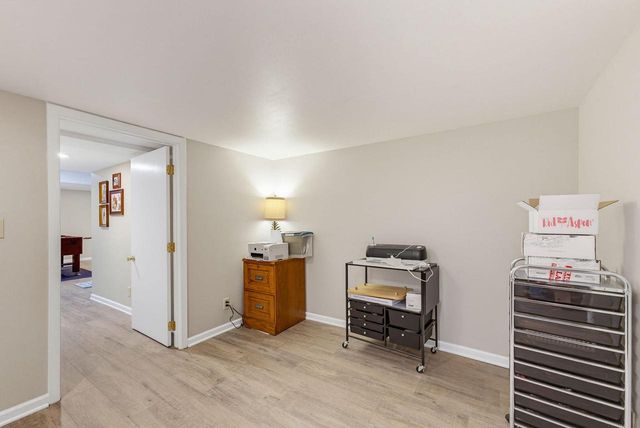 1247 N Breezeland ROAD, Summit, WI 53066