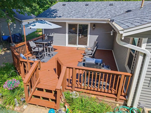 1247 N Breezeland ROAD, Summit, WI 53066