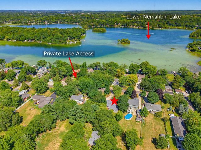 1247 N Breezeland ROAD, Summit, WI 53066