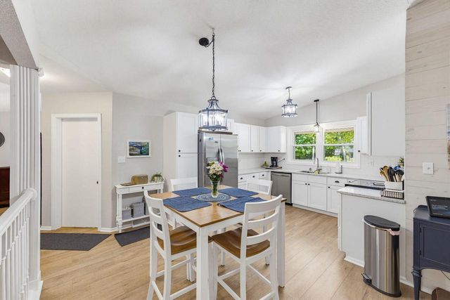 1247 N Breezeland ROAD, Summit, WI 53066