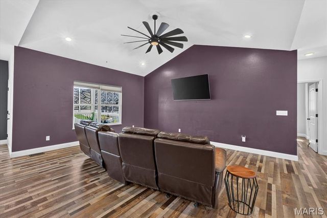 204 Meridian Oaks Drive, Glen Carbon, IL 62034