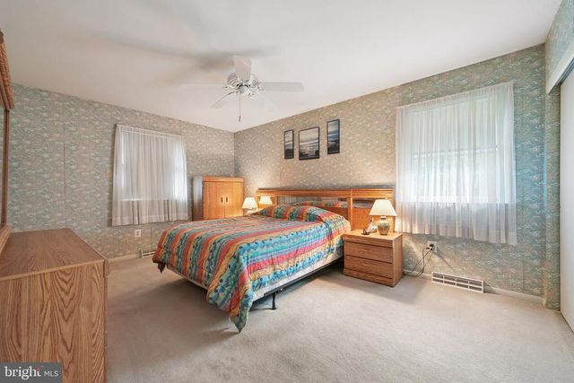 202 STRATFORD AVE, Haddon Township, NJ 08108