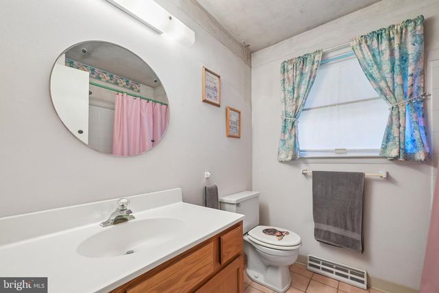 202 STRATFORD AVE, Haddon Township, NJ 08108