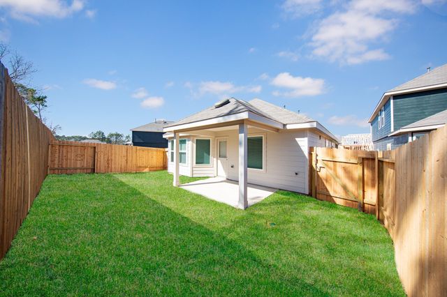 2353 Whitefish Drive, Conroe, TX 77384