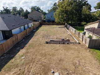 8214 Locksley Road, Houston, TX 77078