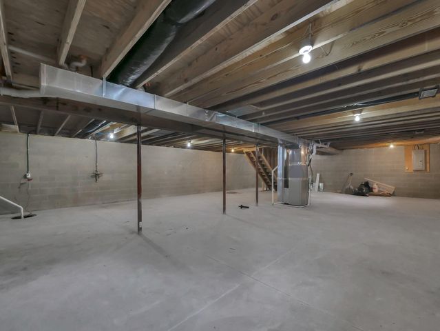 1292 Moundview Avenue, Columbus, OH 43207