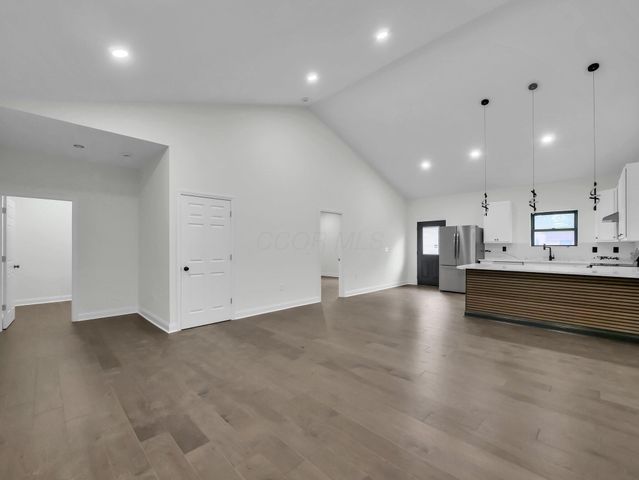 1292 Moundview Avenue, Columbus, OH 43207