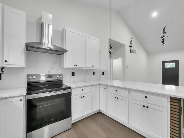 1292 Moundview Avenue, Columbus, OH 43207