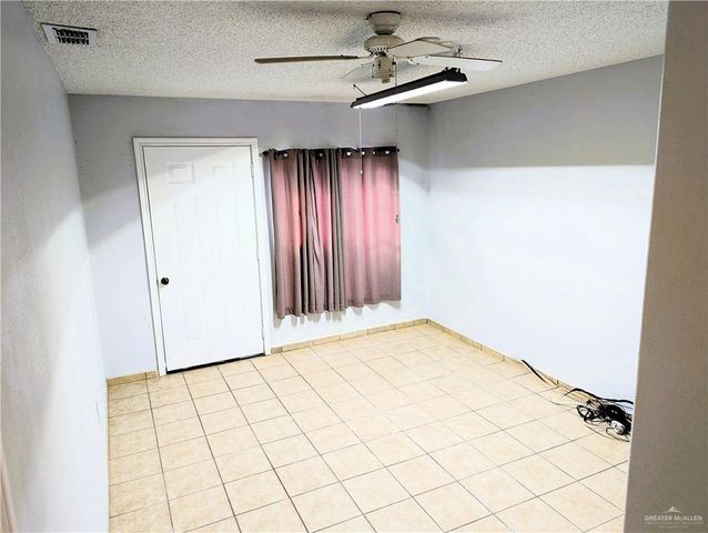 2120 Del Oro Drive, Weslaco, TX 78599