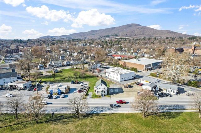318 North Street, Bennington, VT 05201