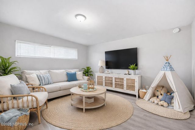 7206 MANITOBA Drive, Jacksonville, FL 32211