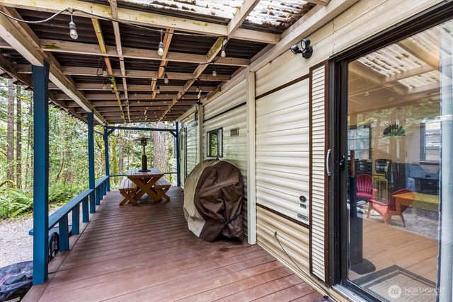 94 4 Christmas Tree Drive, Deming, WA 98244