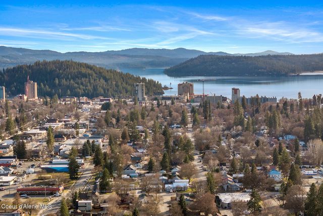 213 E Harrison Ave, Coeur D'alene, ID 83814