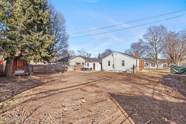 213 E Harrison Ave, Coeur D'alene, ID 83814