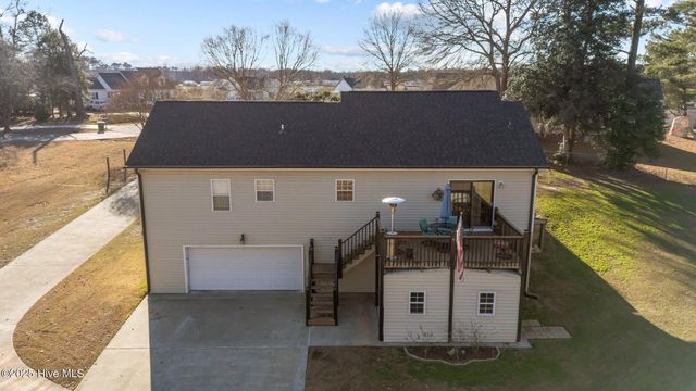 207 Jordan Bluff Drive, Pikeville, NC 27863