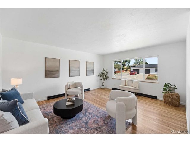 959 S Swadley St, Denver, CO 80228